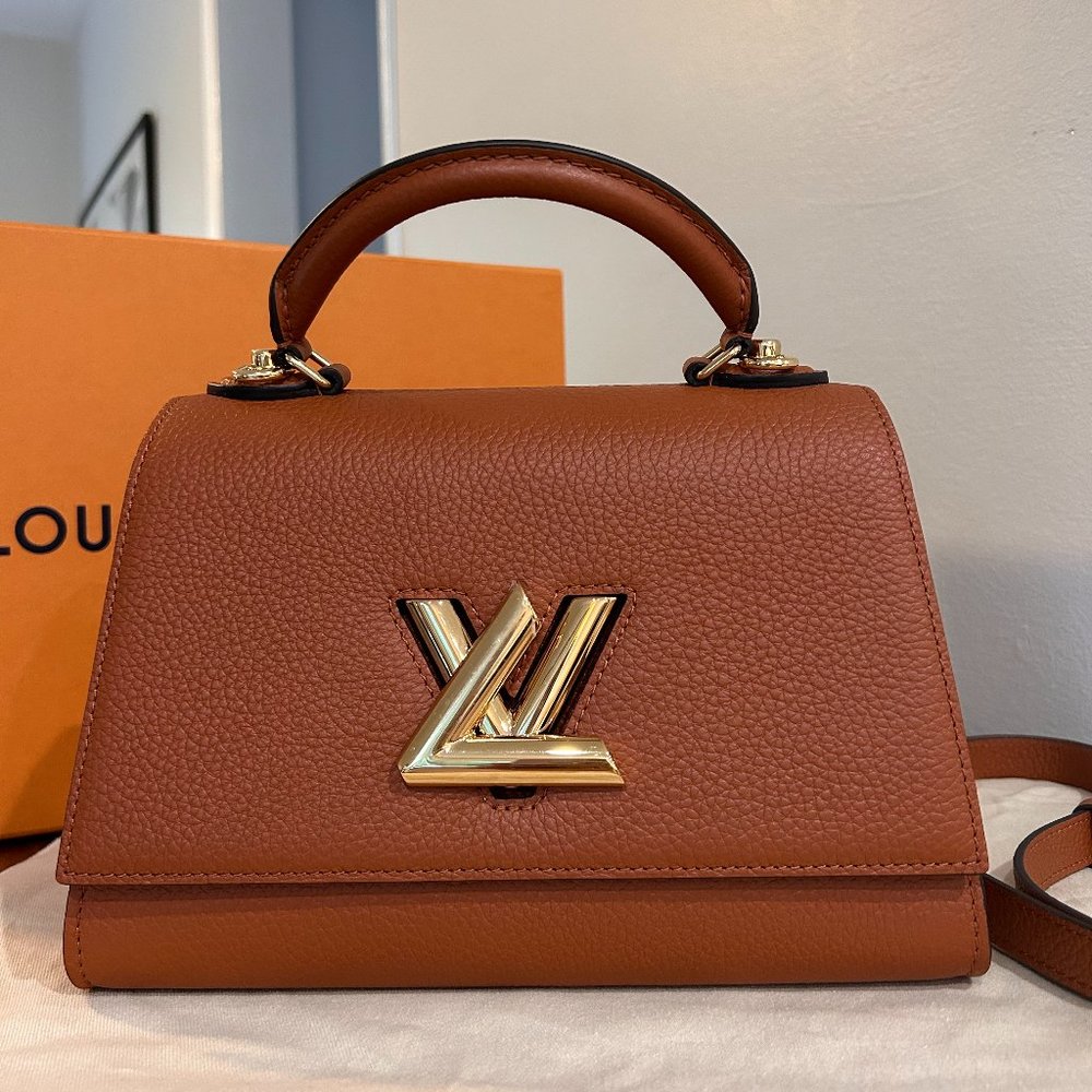 Auth Louis Vuitton Twist One Handle PM Caramel